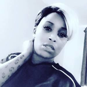 Meet your Posher, Nikki